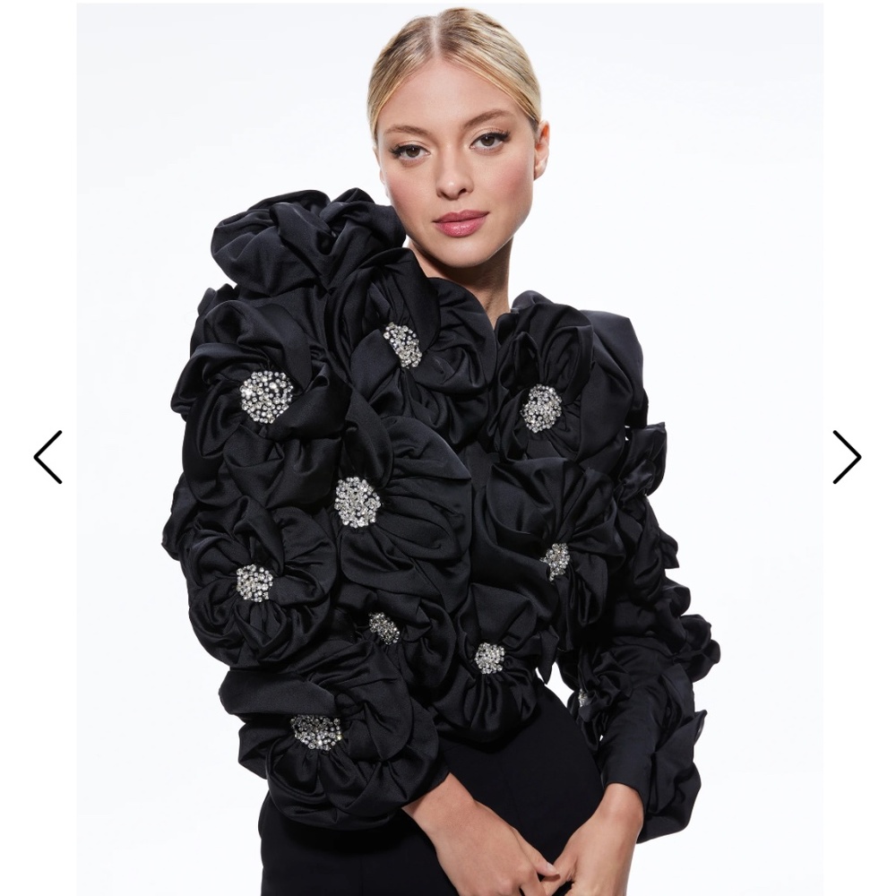 NWT Alice + Olivia Lorna Cropped Appliqué Jacket
